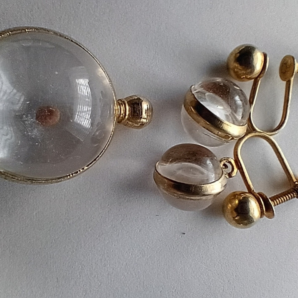 Vintage Mustard Seed Pendant And Screw Back Earring Set - Picture 2 of 5